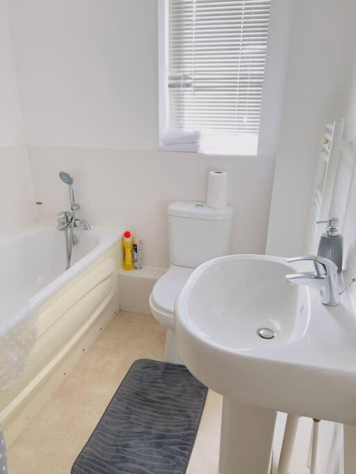 Starview Apartment 101 Colchester Ngoại thất bức ảnh
