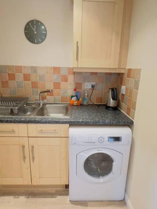 Starview Apartment 101 Colchester Ngoại thất bức ảnh