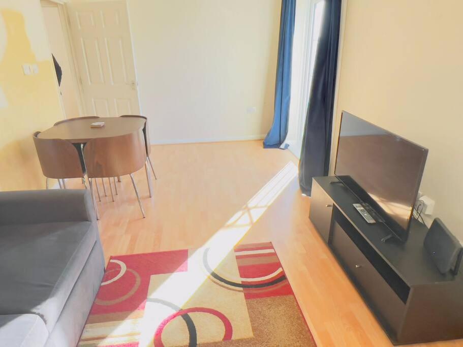 Starview Apartment 101 Colchester Ngoại thất bức ảnh